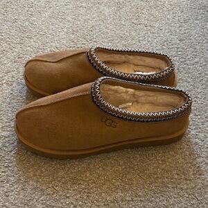 UGG Tasman Slides